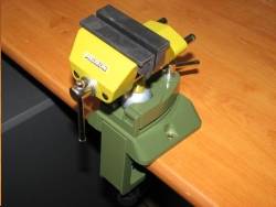 Etau orientable /  swiveling vice